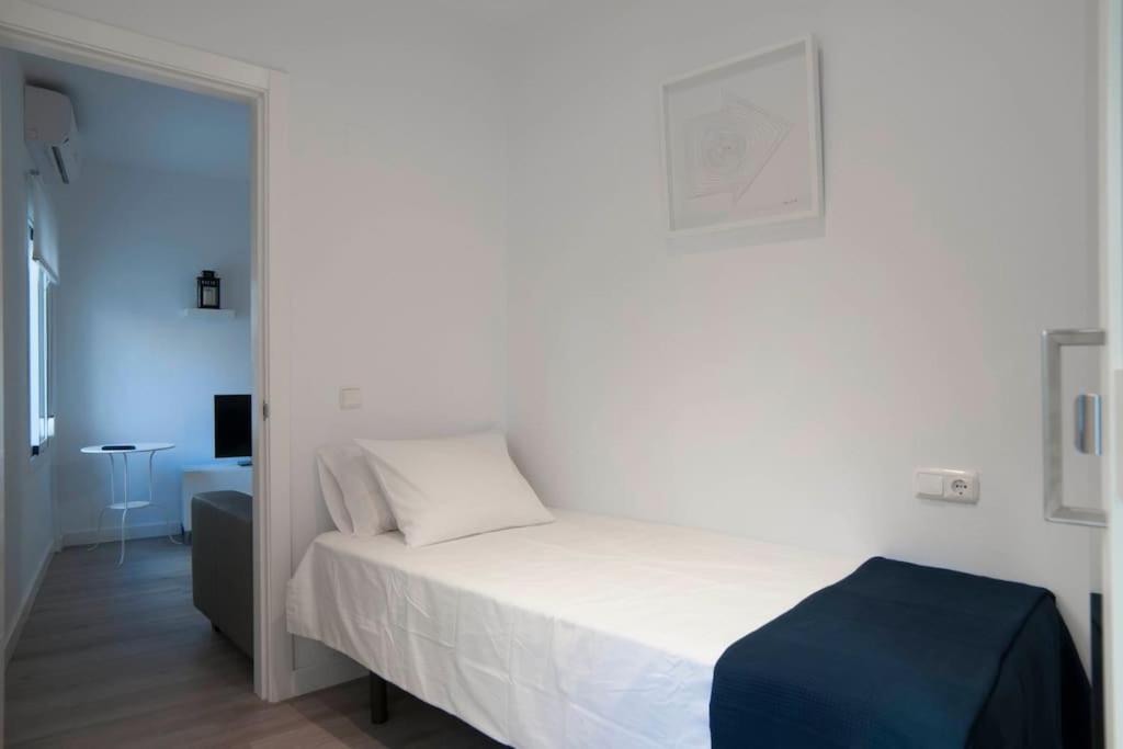 Moderno En Plaza Merced Appartement